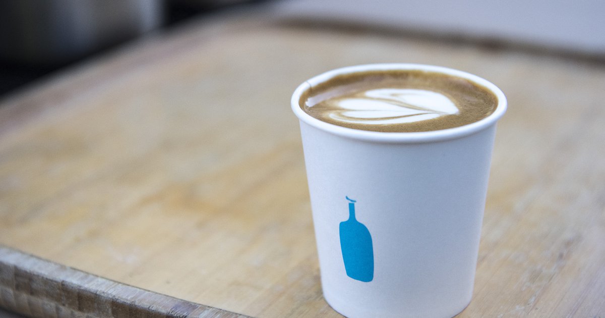 File:Blue Bottle Coffee Menu Moynihan Station 2021.jpg - Wikimedia Commons